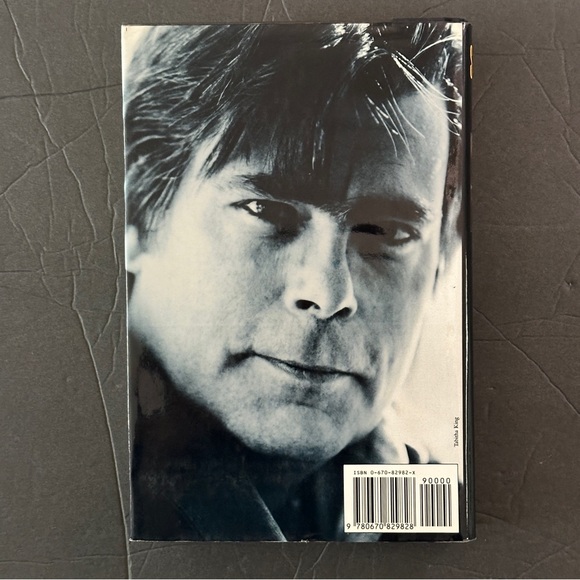 The Dark Half by Stephen King (1st Edition) | Fiction, Horror | Hardcover Book - Picture 2 of 10